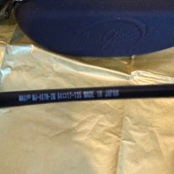 Unisex Authentic Maui Jim MJ SPORT Polarized Sunglasses w/ Hard and Soft Case! - Picture 6 of 9